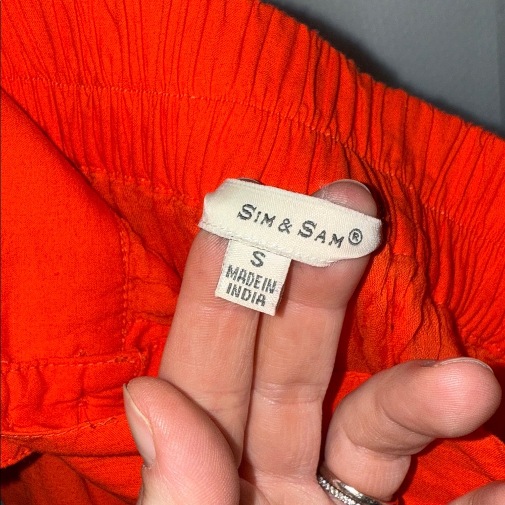 Sim &‎ Sam Vibrant Orange Skirt - Picture 2 of 6